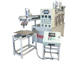 全自动PU注胶机-方形异形